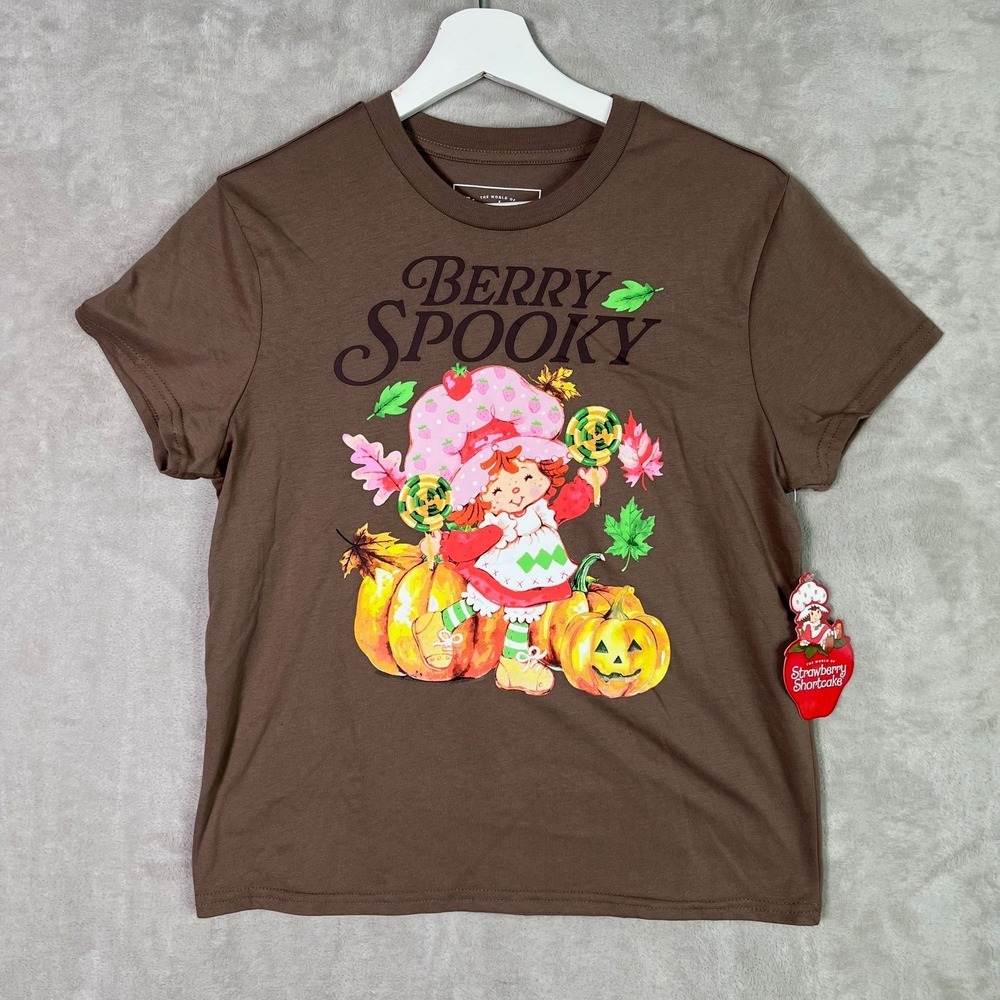 Strawberry Shortcake Halloween Shirt Medium Baby Tee Berry Spooky Pumpkins NWT
